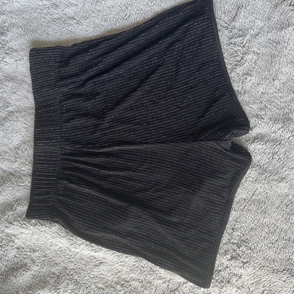 Shein Black Metallic Silver Pinstripe Glitter High Waist Shorts Size S 4 - Picture 5 of 5